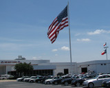 How Car Dealerships Benefit From Flying US Flags