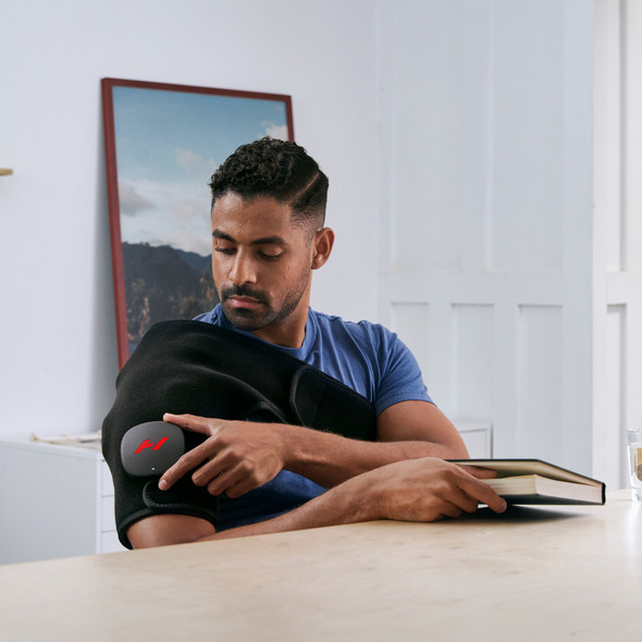 1235917_EA Heat and Massage Therapy Wrap Hyperice Venom 2 Shoulder One Size Fits Most Neoprene / Silicone Reusable 1/EA 1235917_EA Heat and Massage Therapy Wrap Hyperice Venom 2 Shoulder One Size Fits Most Neoprene / Silicone Reusable 1/EA