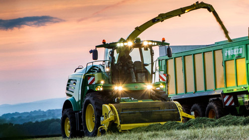 https://www.deere.com/assets/images/region-4/products/hay-and-forage/hay-and-forage-harvesting-equipment/hay-pickups/639/639_hay_pickup_r4e003327_large_29af9b0652bc4e048869acee3dd4906fb036b294.jpg