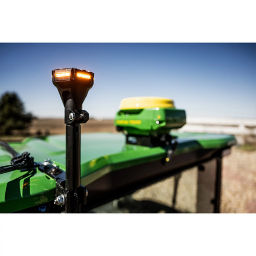 https://johndeere.widen.net/content/f5wrlcuijh/jpeg/BUC11708_iso2.jpeg?w=1200&h=1200&position=c&color=ffffffff&quality=100&u=jq3ioy