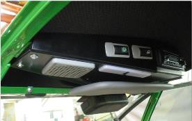 https://salesmanual.deere.com/sales/salesmanual/images/NA/utility_vehicles/features_attachment/xuv/cab_stereo.jpg