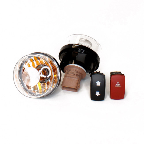 https://store-c15gp8ieyg.mybigcommerce.com/product_images/import/buc10608-john-deere-front-turn-light-kit-01.jpg