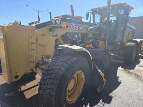 https://api.rdoequipment.com/api/EquipmentImage?imgID=22740703&filename=1_Z008436---01.jpg