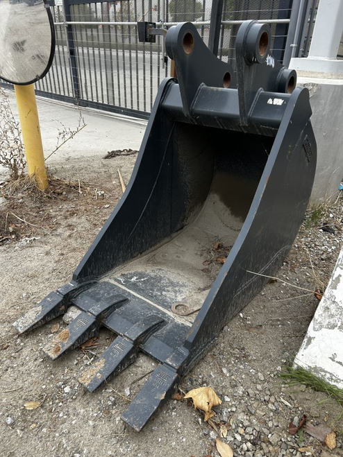 https://api.rdoequipment.com/api/EquipmentImage?imgID=16383457&filename=1_IMG_0697.jpg