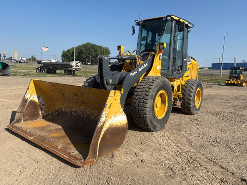 https://api.rdoequipment.com/api/EquipmentImage?imgID=23837621&filename=1_Z220663---01.jpg