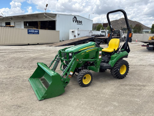https://api.rdoequipment.com/api/EquipmentImage?imgID=22966352&filename=1_Z221640---01.jpg
