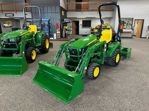 https://api.rdoequipment.com/api/EquipmentImage?imgID=22902206&filename=1_Z213562---01.jpg