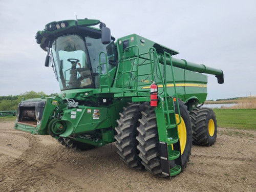 https://api.rdoequipment.com/api/EquipmentImage?imgID=23356642&filename=1_Z232730---01.jpg