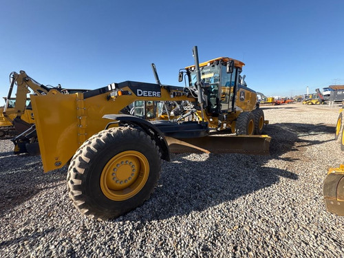 https://api.rdoequipment.com/api/EquipmentImage?imgID=22376761&filename=1_Z074698---01.jpg