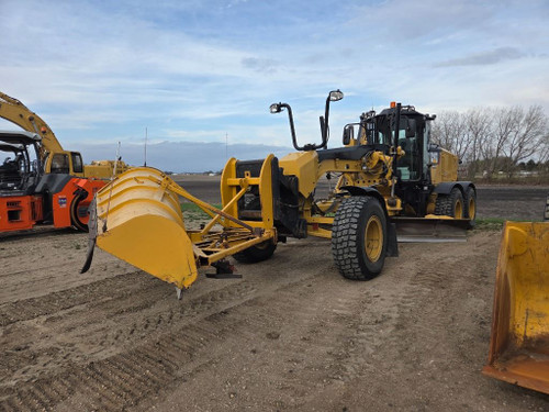 https://api.rdoequipment.com/api/EquipmentImage?imgID=23138175&filename=1_20260423_080807.jpg