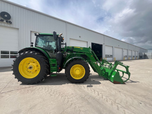 https://api.rdoequipment.com/api/EquipmentImage?imgID=23552081&filename=1_Z128318---2.jpg