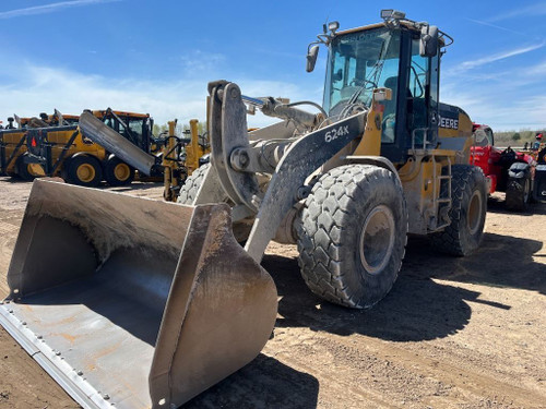 https://api.rdoequipment.com/api/EquipmentImage?imgID=23341581&filename=1_X532031-(3).jpg