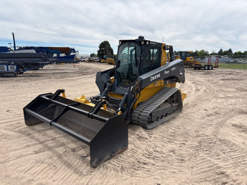 https://api.rdoequipment.com/api/EquipmentImage?imgID=23537158&filename=1_Z242027---01.jpg
