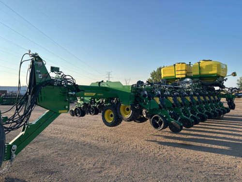 https://api.rdoequipment.com/api/EquipmentImage?imgID=24126724&filename=1_Z267208---01.jpg