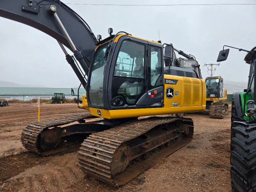 https://api.rdoequipment.com/api/EquipmentImage?imgID=21556797&filename=1_20251015_092333.jpg