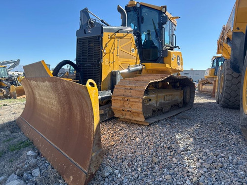 https://api.rdoequipment.com/api/EquipmentImage?imgID=22768151&filename=1_H77067---01.jpg