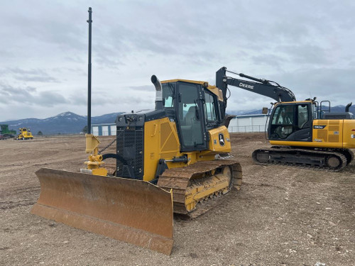 https://api.rdoequipment.com/api/EquipmentImage?imgID=22506749&filename=1_X030492---01.jpg