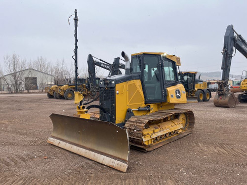 https://api.rdoequipment.com/api/EquipmentImage?imgID=22671117&filename=1_X346904---01.jpg