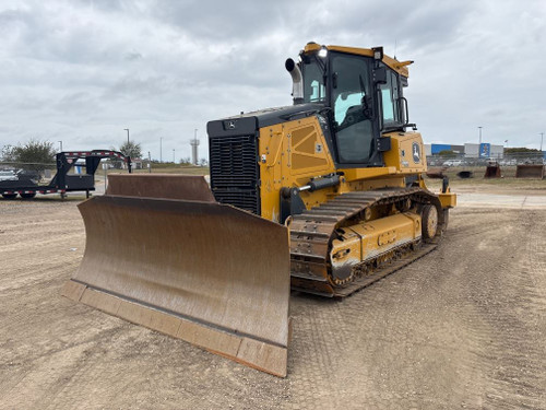 https://api.rdoequipment.com/api/EquipmentImage?imgID=21867658&filename=1_X352850---01.jpg