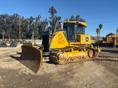 https://api.rdoequipment.com/api/EquipmentImage?imgID=22222177&filename=1_X369501---01.jpg