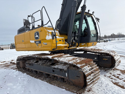 https://api.rdoequipment.com/api/EquipmentImage?imgID=22658967&filename=1_X370703---01.jpg