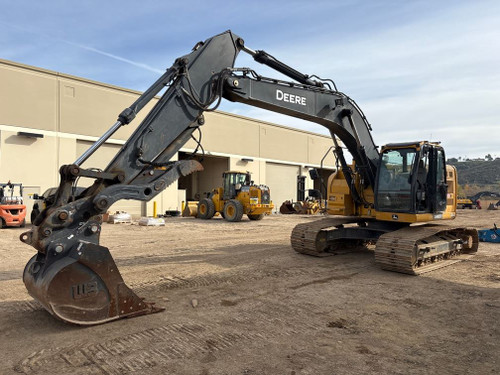https://api.rdoequipment.com/api/EquipmentImage?imgID=22107178&filename=1_X406714---01.jpg