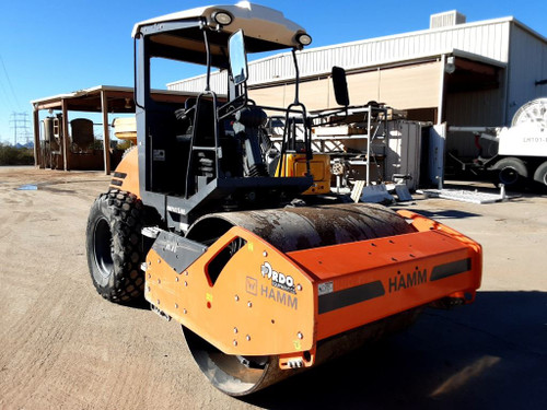 https://api.rdoequipment.com/api/EquipmentImage?imgID=19539476&filename=1_20241230_141015.jpg
