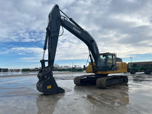https://api.rdoequipment.com/api/EquipmentImage?imgID=22045040&filename=1_X437204---01.jpg