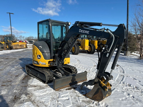 https://api.rdoequipment.com/api/EquipmentImage?imgID=22417754&filename=1_X528603---01.jpg