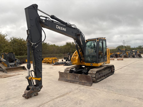 https://api.rdoequipment.com/api/EquipmentImage?imgID=21867324&filename=1_X701443---01.jpg