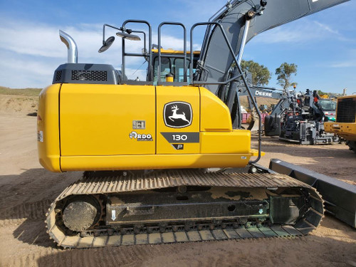 https://api.rdoequipment.com/api/EquipmentImage?imgID=21564274&filename=1_20251001_104115.jpg