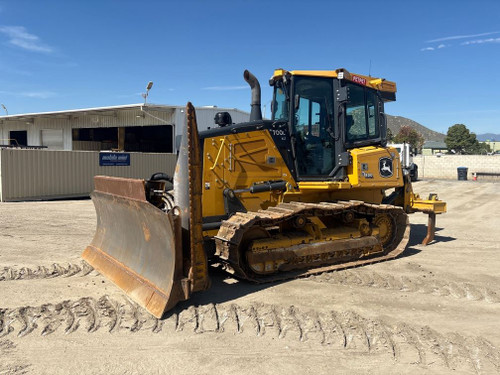 https://api.rdoequipment.com/api/EquipmentImage?imgID=22571401&filename=1_X965980---01.jpg