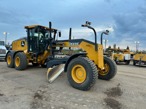https://api.rdoequipment.com/api/EquipmentImage?imgID=21512453&filename=1_20250930_122219452_iOS.jpg