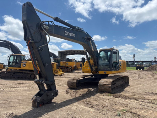 https://api.rdoequipment.com/api/EquipmentImage?imgID=23445458&filename=1_Z030320---01.jpg