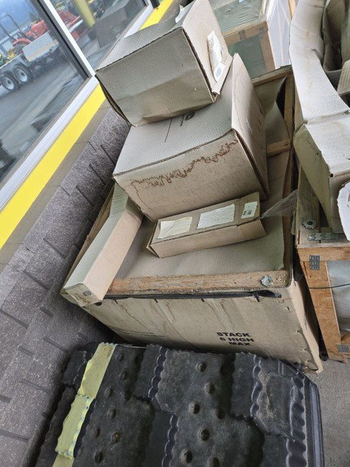 https://api.rdoequipment.com/api/EquipmentImage?imgID=19937519&filename=1_Z051415---01.jpg