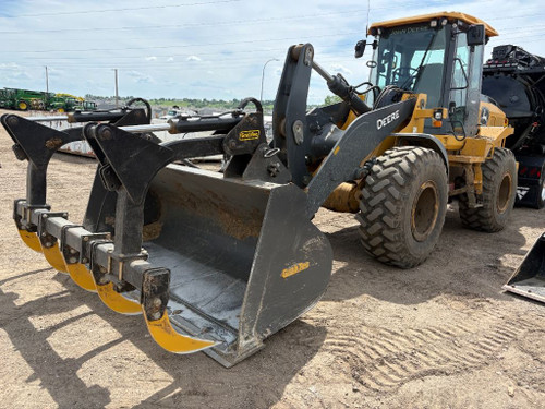 https://api.rdoequipment.com/api/EquipmentImage?imgID=23757621&filename=1_20260528_210400719_iOS.jpg