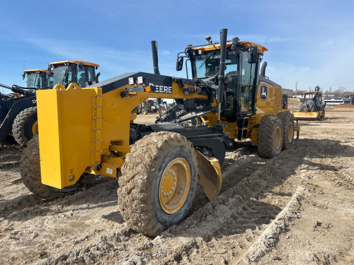 https://api.rdoequipment.com/api/EquipmentImage?imgID=22426819&filename=1_Z083973---01.jpg