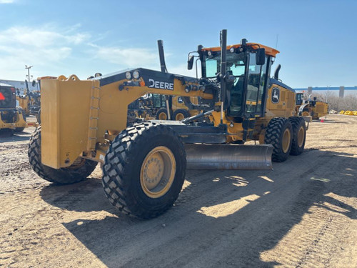 https://api.rdoequipment.com/api/EquipmentImage?imgID=22386956&filename=1_Z086103---01.jpg