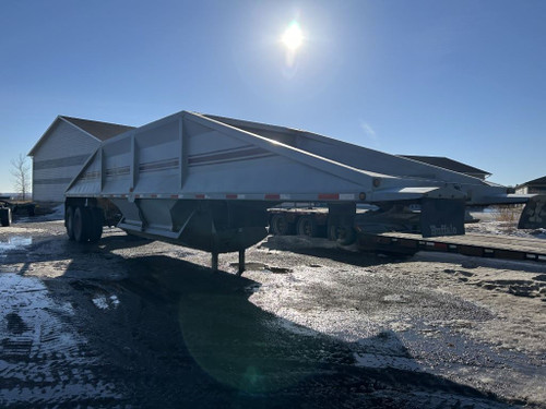 https://api.rdoequipment.com/api/EquipmentImage?imgID=22436562&filename=1_Z235985-1.jpg