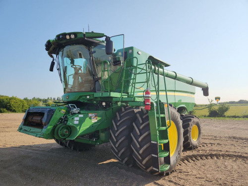 https://api.rdoequipment.com/api/EquipmentImage?imgID=23814679&filename=1_Z237558---01.jpg