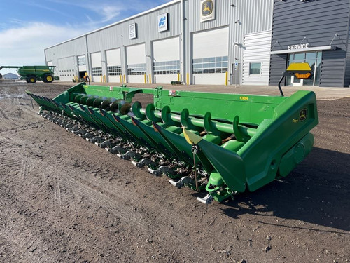 https://api.rdoequipment.com/api/EquipmentImage?imgID=22624776&filename=1_Z243504---01.jpg