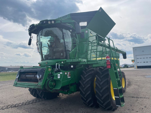 https://api.rdoequipment.com/api/EquipmentImage?imgID=23945454&filename=1_Z275046---01.jpg