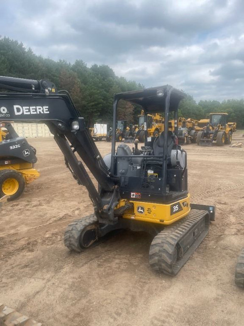 https://api.rdoequipment.com/api/EquipmentImage?imgID=23848838&filename=1_IMG_2942.jpg