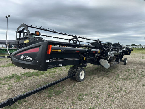 https://api.rdoequipment.com/api/EquipmentImage?imgID=24059532&filename=1_D892255_01.jpg
