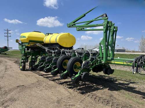 https://api.rdoequipment.com/api/EquipmentImage?imgID=24046786&filename=1_D892987_01.jpg
