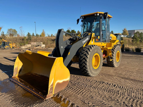 https://api.rdoequipment.com/api/EquipmentImage?imgID=21726644&filename=1_Z075153---01.jpg