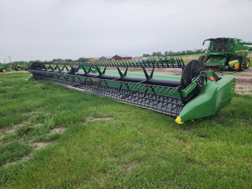 https://api.rdoequipment.com/api/EquipmentImage?imgID=23367201&filename=1_Z243392---01.jpg