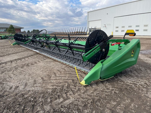 https://api.rdoequipment.com/api/EquipmentImage?imgID=24659543&filename=1_Z295977---01.jpg