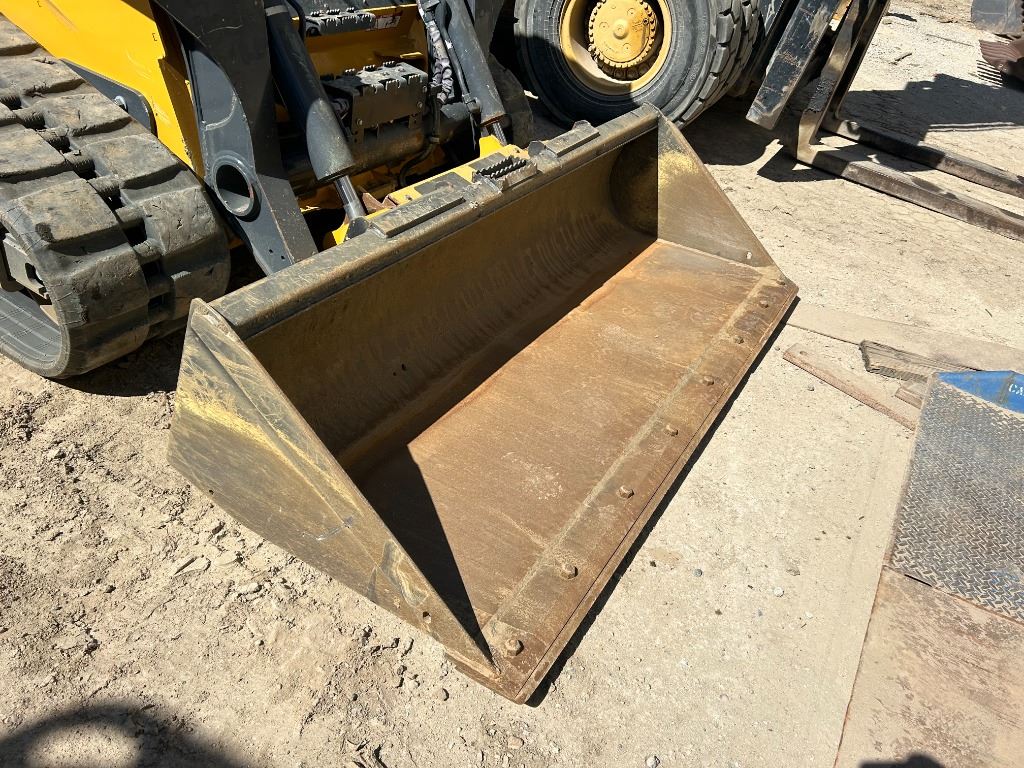 2023 John Deere CE84