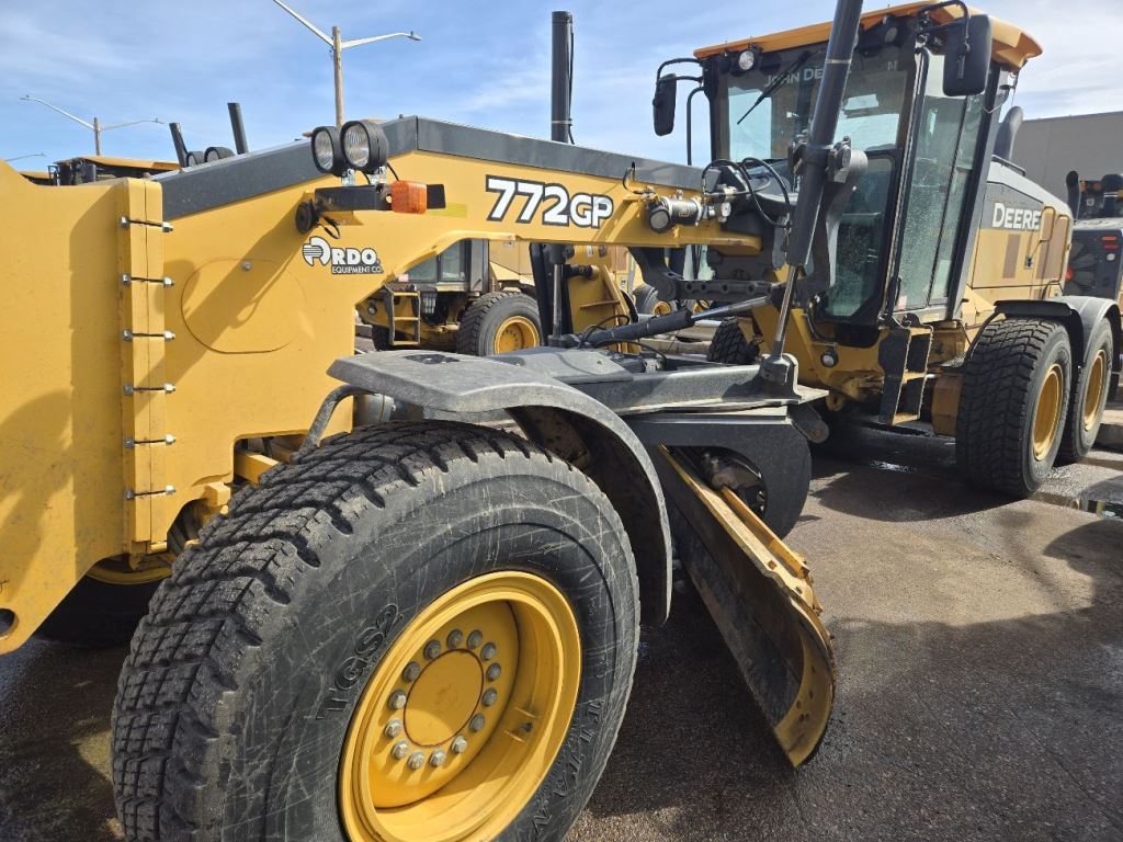 2018 John Deere 772G